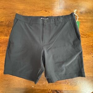 Travis Mathew Men's Black Bermuda Shorts “17